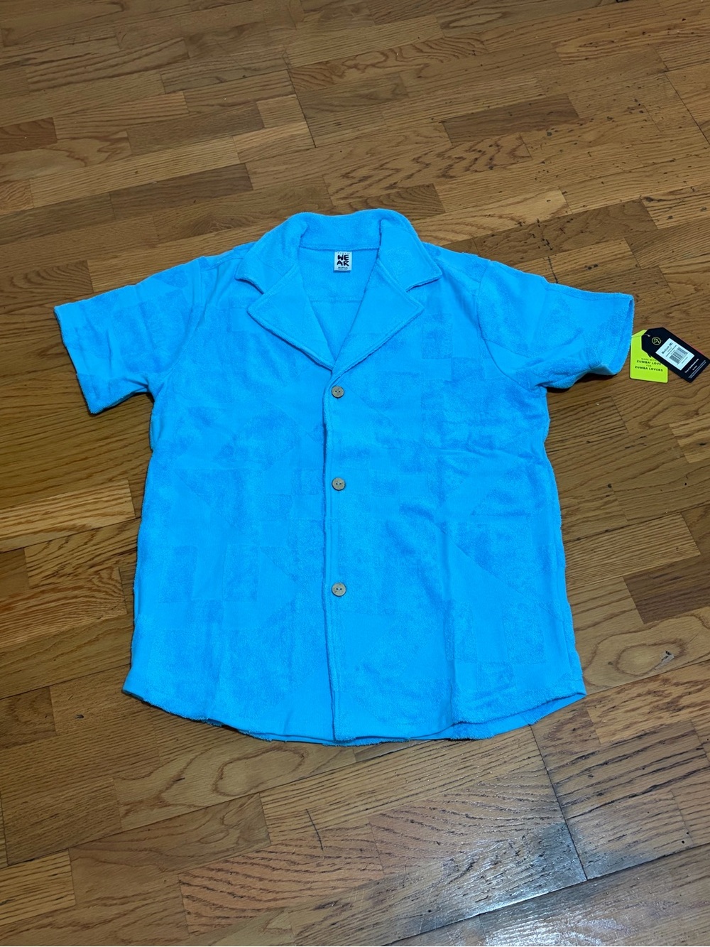 Zumba Fitness Zumba Rays Terry Button Down in All Out Aqua Unisex Medium NWT - Picture 8 of 11